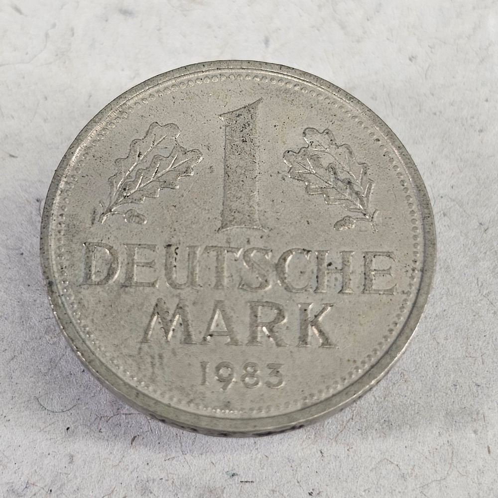 1 Deutsche Mark Coin 1983 D Munich Mint Germany Bundesrepublik Deutschland